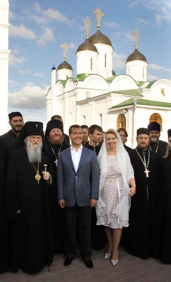President Medvedev, First Lady visit Murom