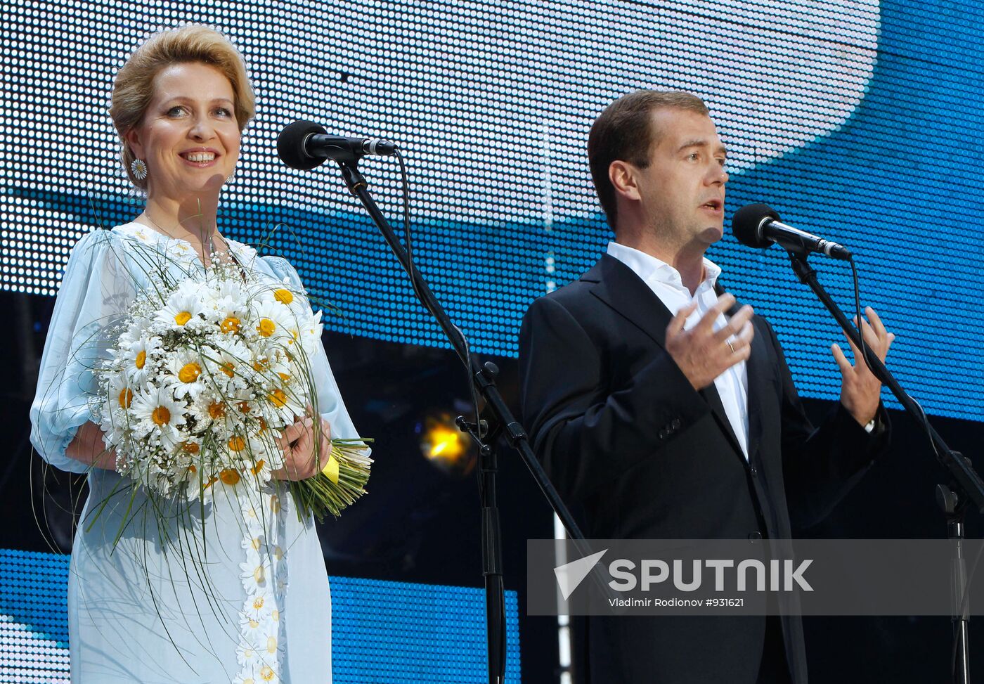 President Medvedev, First Lady visit Murom