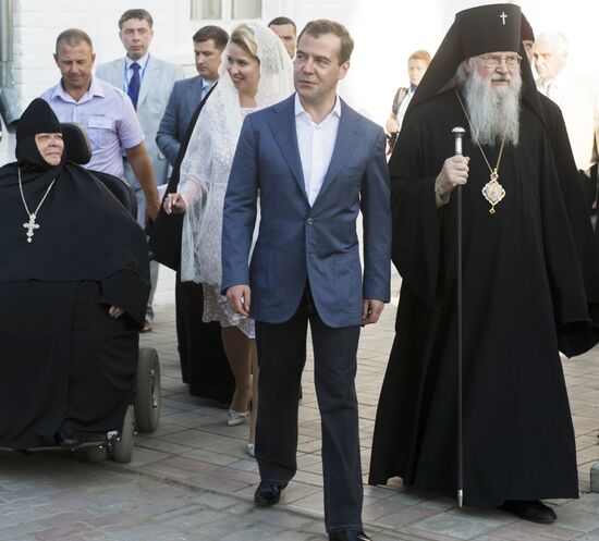 President Medvedev, First Lady visit Murom