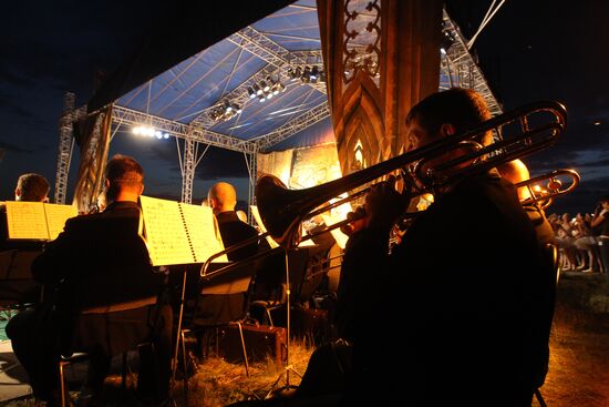 "Night in Divnogorie" festival