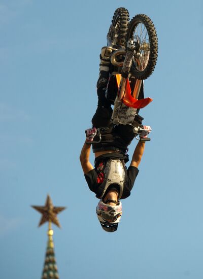 Motorsport. Start of rally-ride "Silk Way"