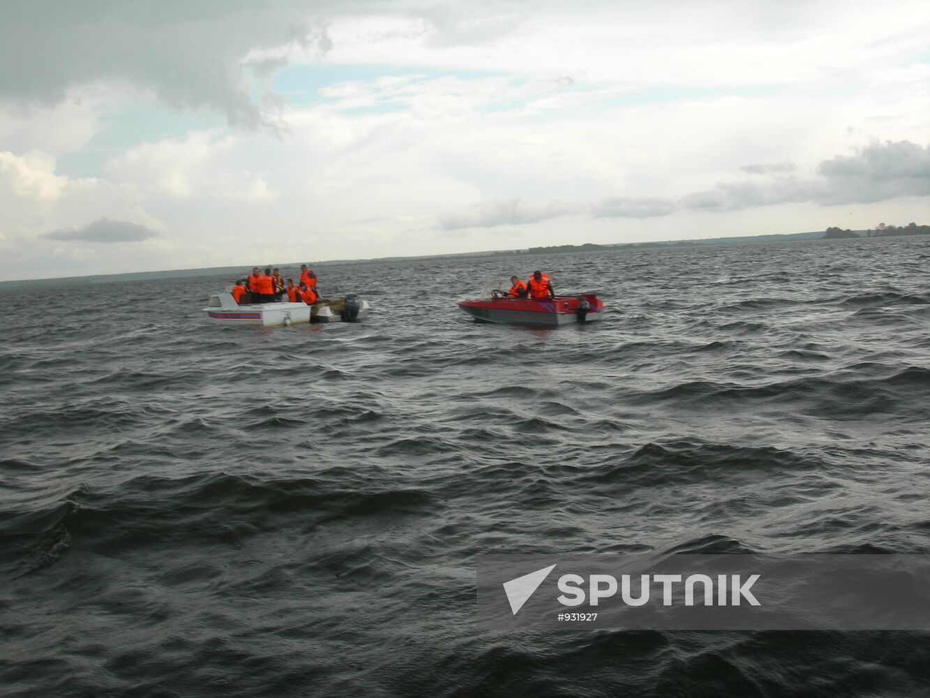 Pleasure boat "Bulgaria" sinks on Volga river