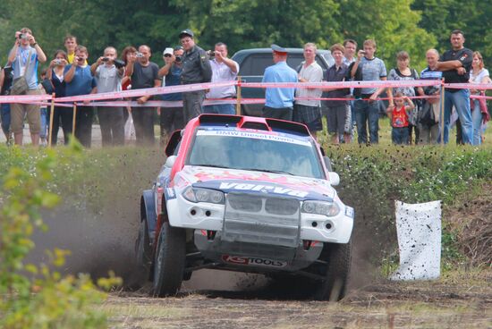 Motorsport. Start of rally-ride "Silk Way" in Tula region