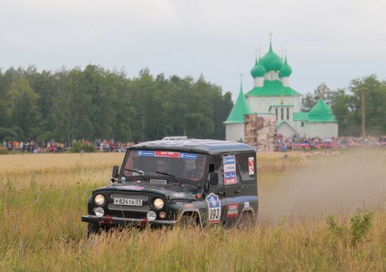 Motorsport. Start of rally-ride "Silk Way" in Tula region