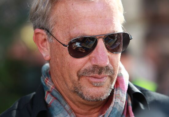 Kevin Costner