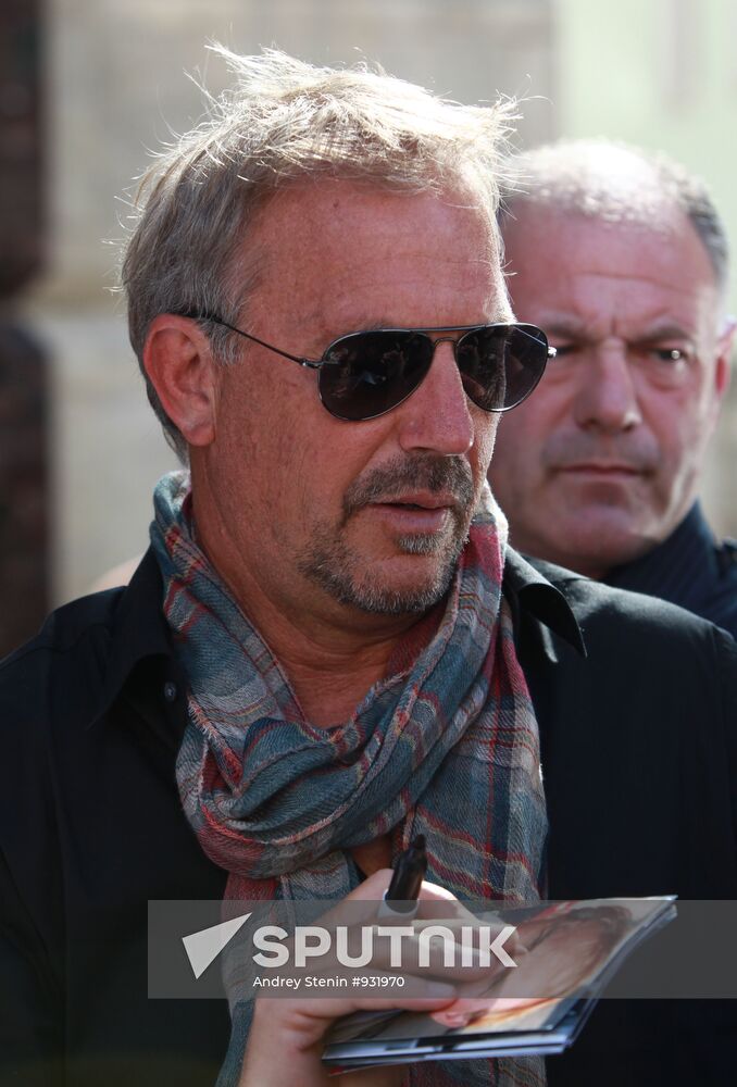 Kevin Costner