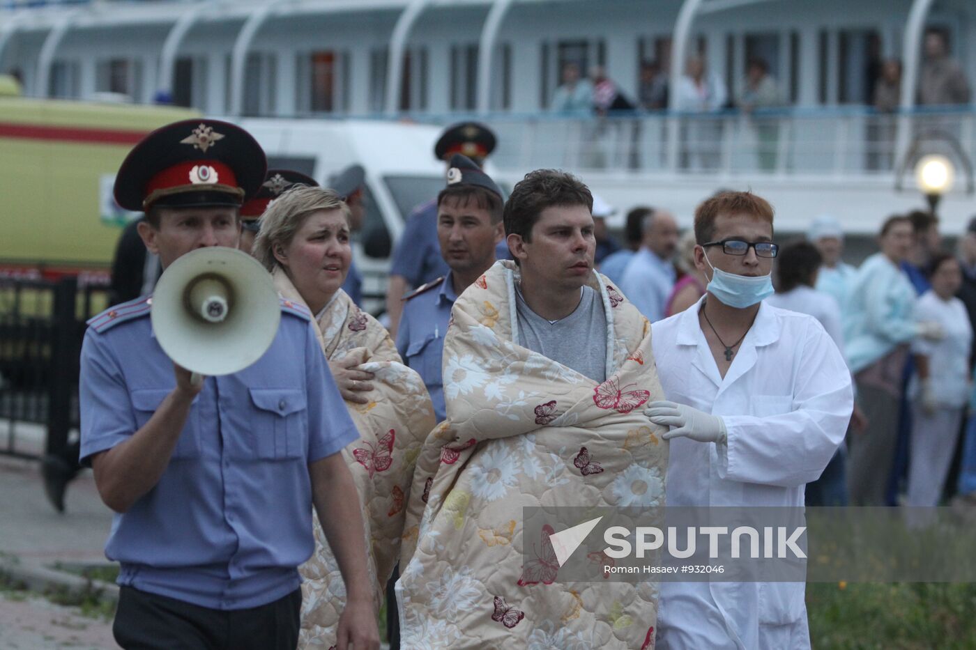 "Arabella" ship brings 76 injured to port of Kazan