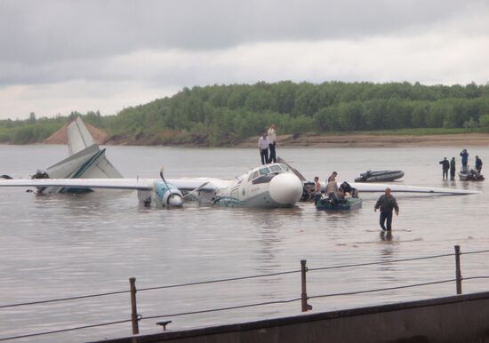 An-24 plane makes emergency landing in Tomsk Region