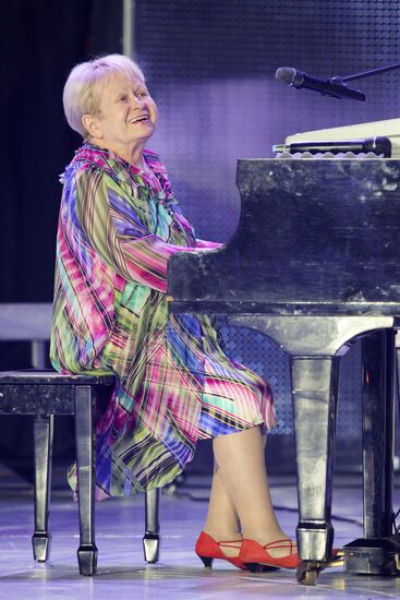Alexandra Pakhmutova