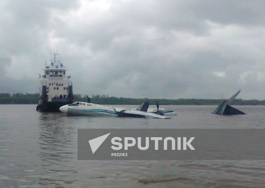 An-24 plane makes emergency landing in Tomsk Region