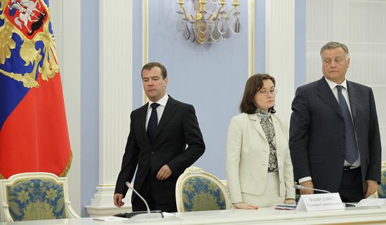 Dmitry Medvedev meets with business leaders at Gorki residence