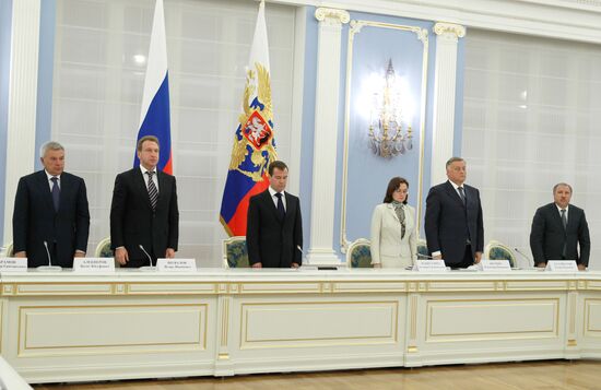 Dmitry Medvedev meets with business leaders at Gorki residence