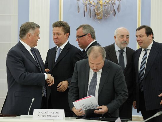 Businessmen in Gorky