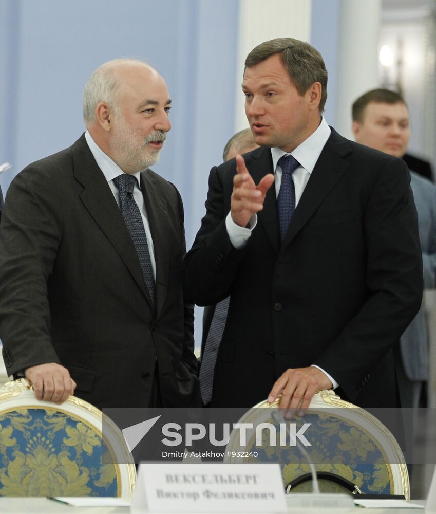 Dmitry Medvedev meets with businessmen in Gorky