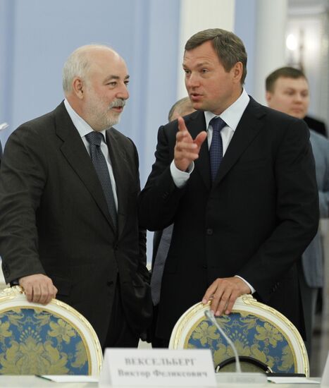 Dmitry Medvedev meets with businessmen in Gorky