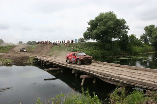Motorsport. First stage of rally-ride "Silk Way"