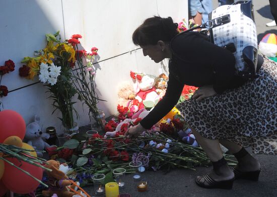 People mourn Bulgaria cruise boat victims in Kazan