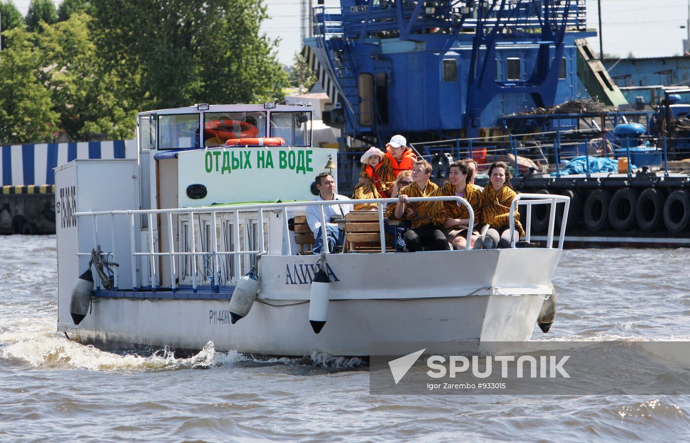 Kaliningrad Sea Canal navigation equipment serviced