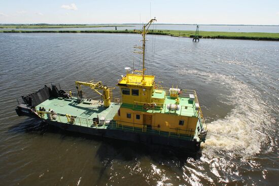 Kaliningrad Sea Canal navigation equipment serviced