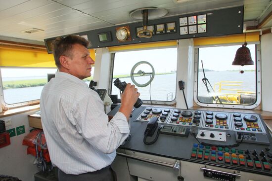 Kaliningrad Sea Canal navigation equipment serviced