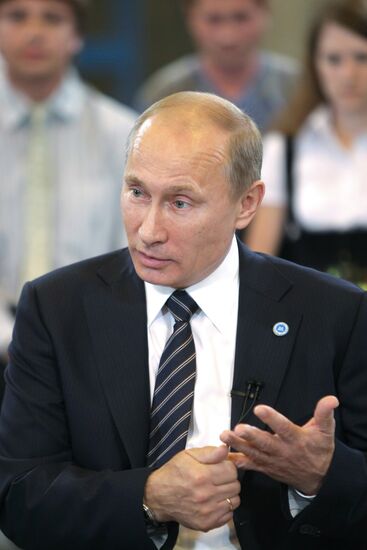 Vladimir Putin visits Urals Federal District