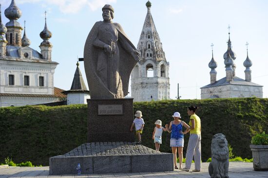 Towns of Russia. Yuryev-Polsky