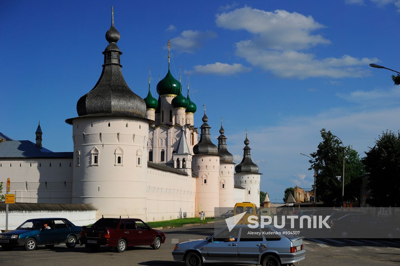 Towns of Russia. Rostov Veliky