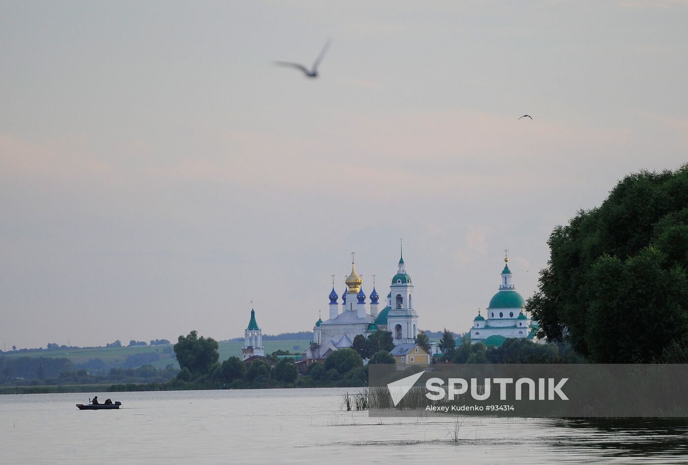 Towns of Russia. Rostov Veliky