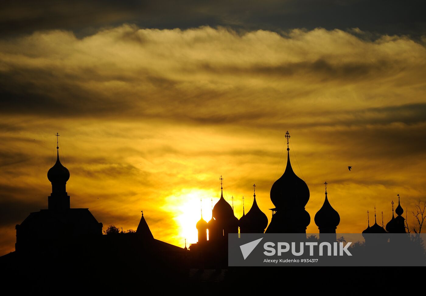 Towns of Russia. Rostov Veliky