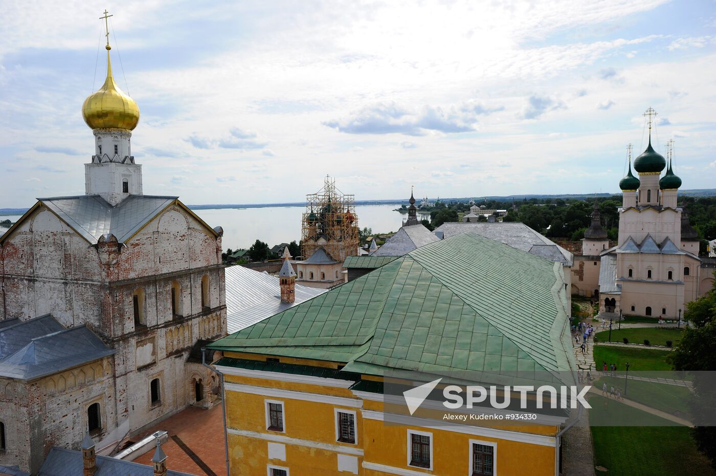 Russian towns. Rostov Veliky