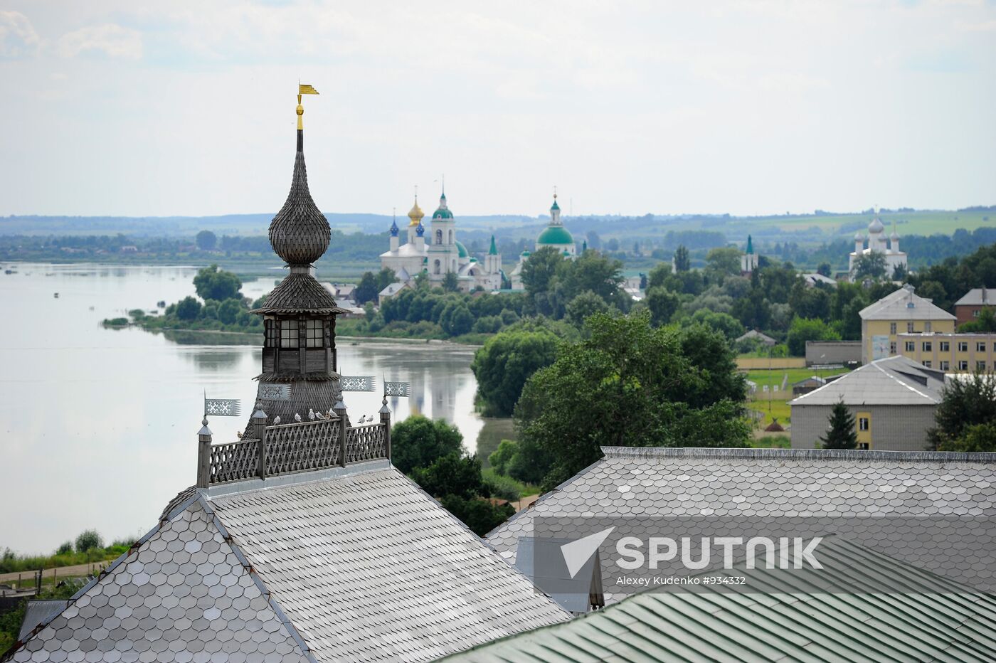 Russian towns. Rostov Veliky