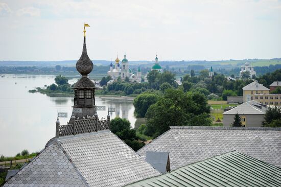Russian towns. Rostov Veliky