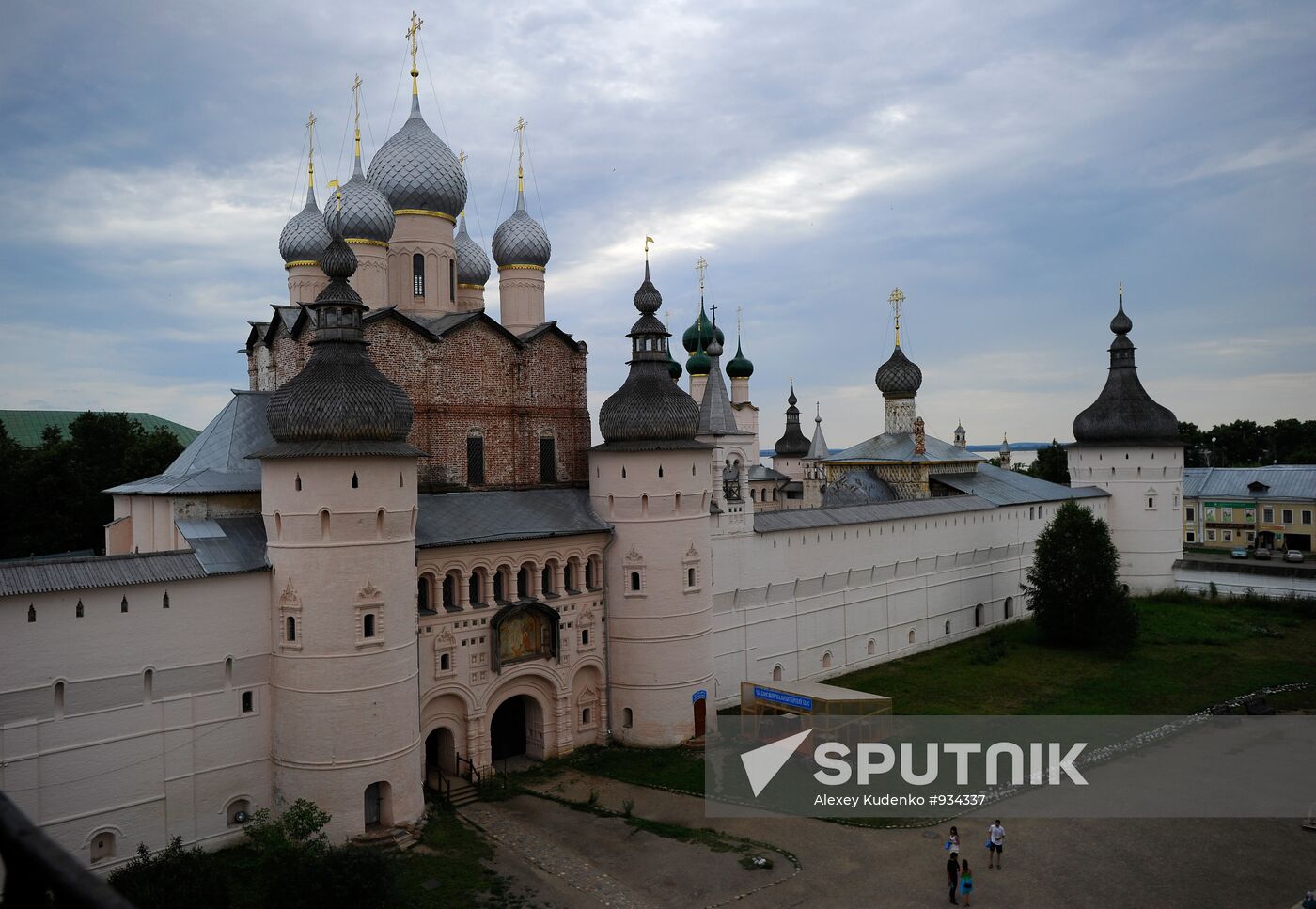 Russian towns. Rostov Veliky