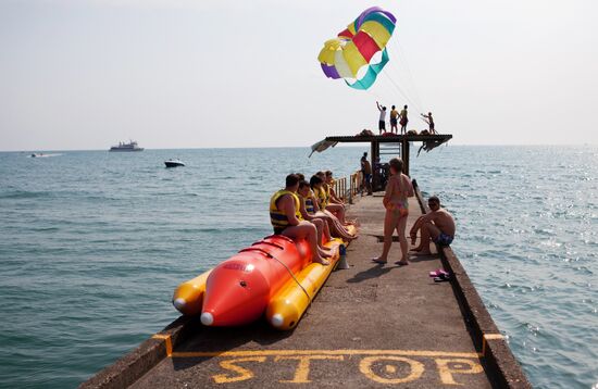 Sochi residents at rest