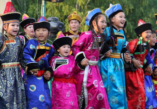 National Dance Festival "Ehora Night" in Buryatia