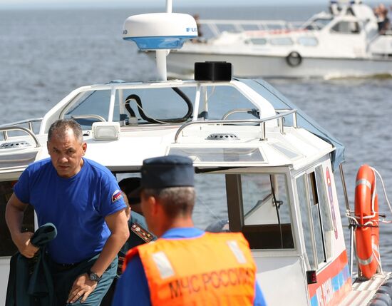 EMERCOM head, Transport Minister at area of Bulgaria shipwreck