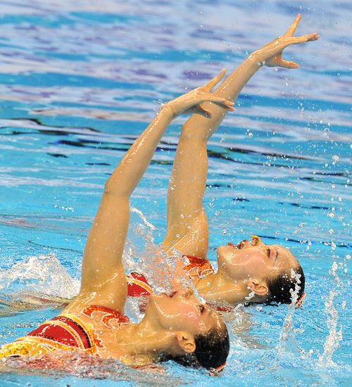 Yuan Syuchen and Liu Yu