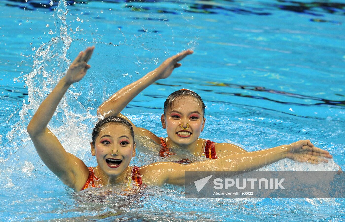 Yuan Syuchen and Liu Yu