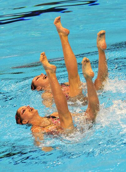 Sarah Lyabruss and Chloe Willhelm