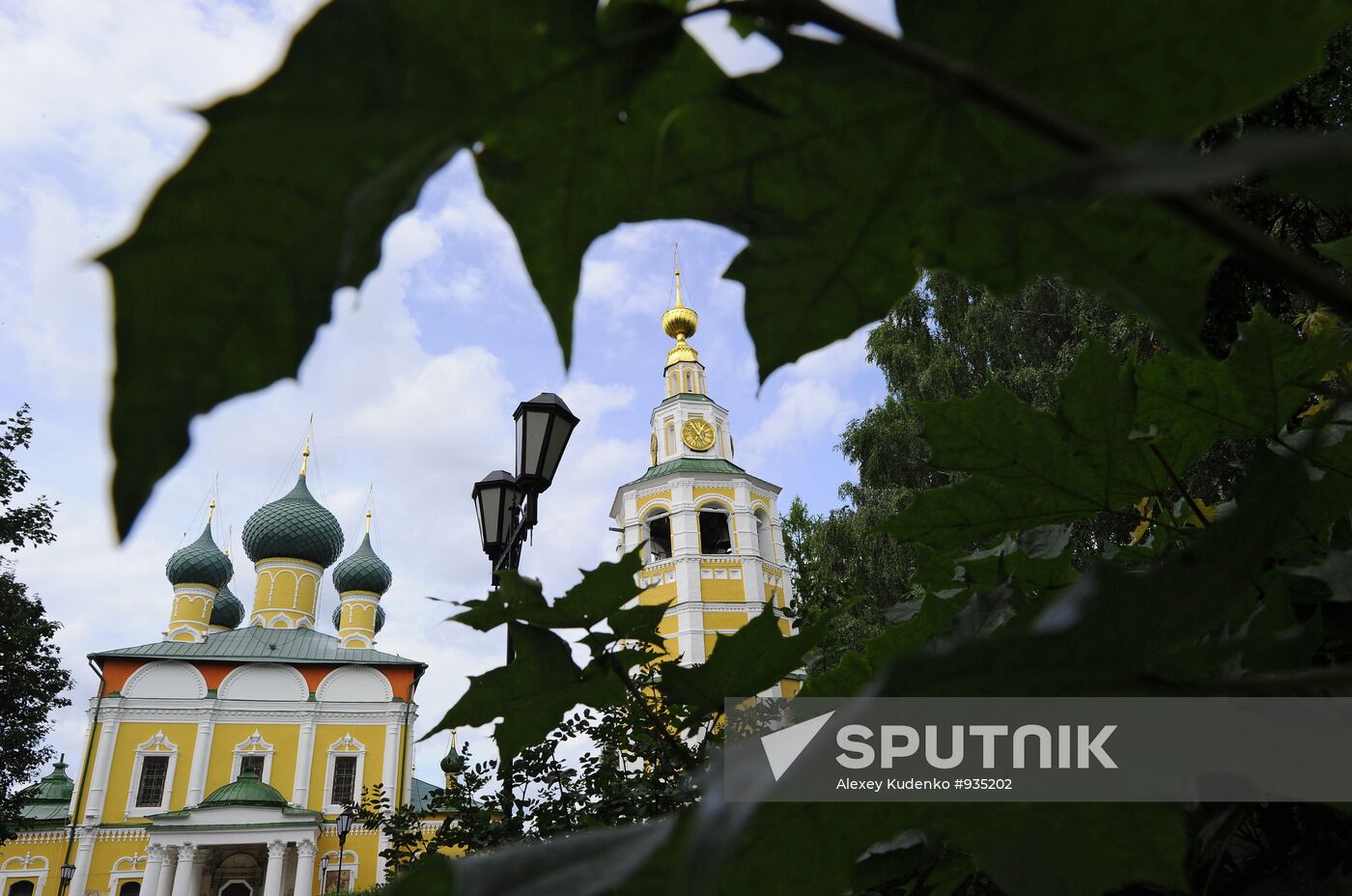 Russian towns. Uglich