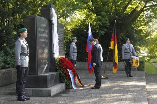 Dmitry Medvedev's visit to Hanover. Day two