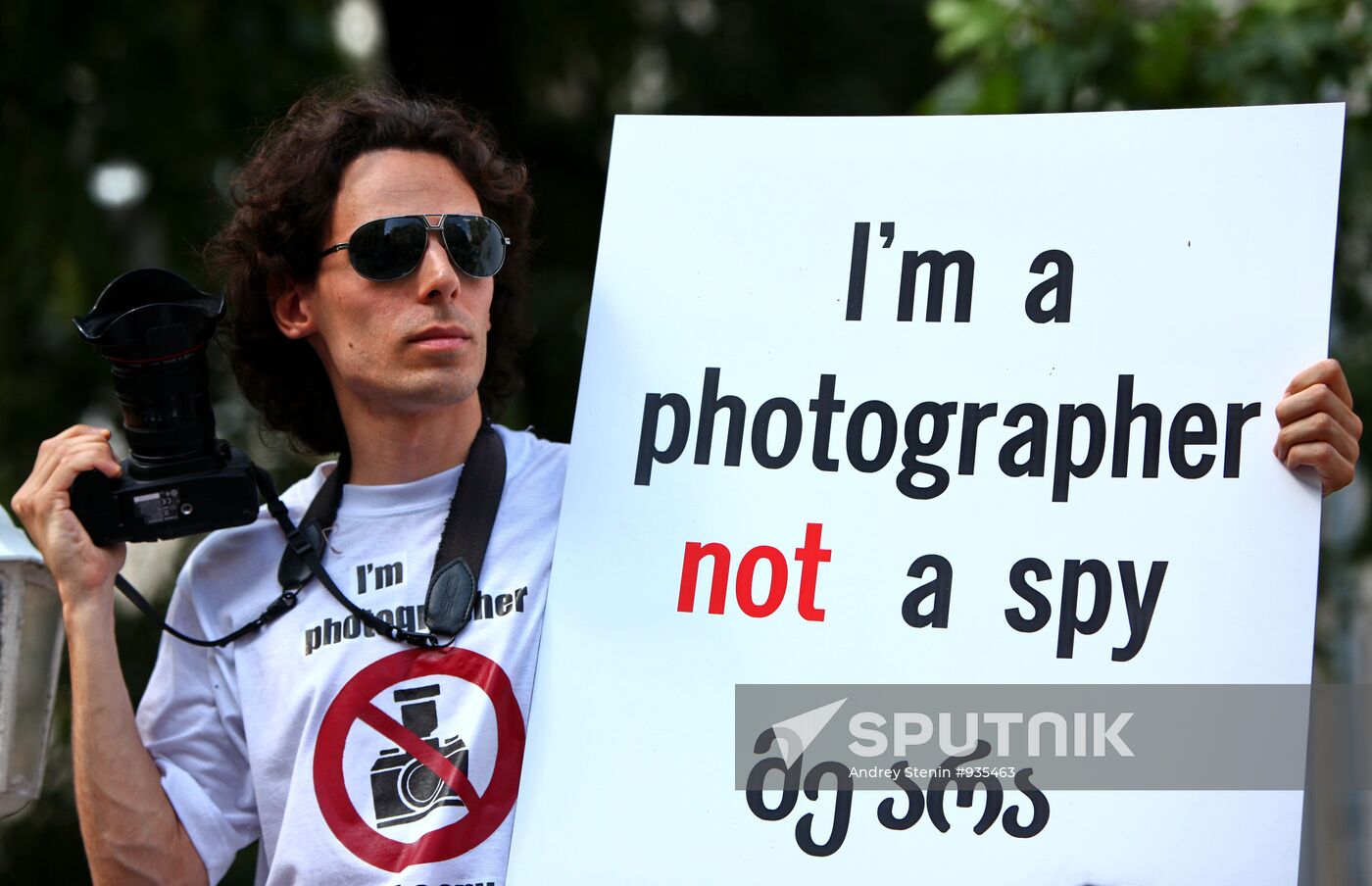 Rally in support of photojournalists arrested in Georgia