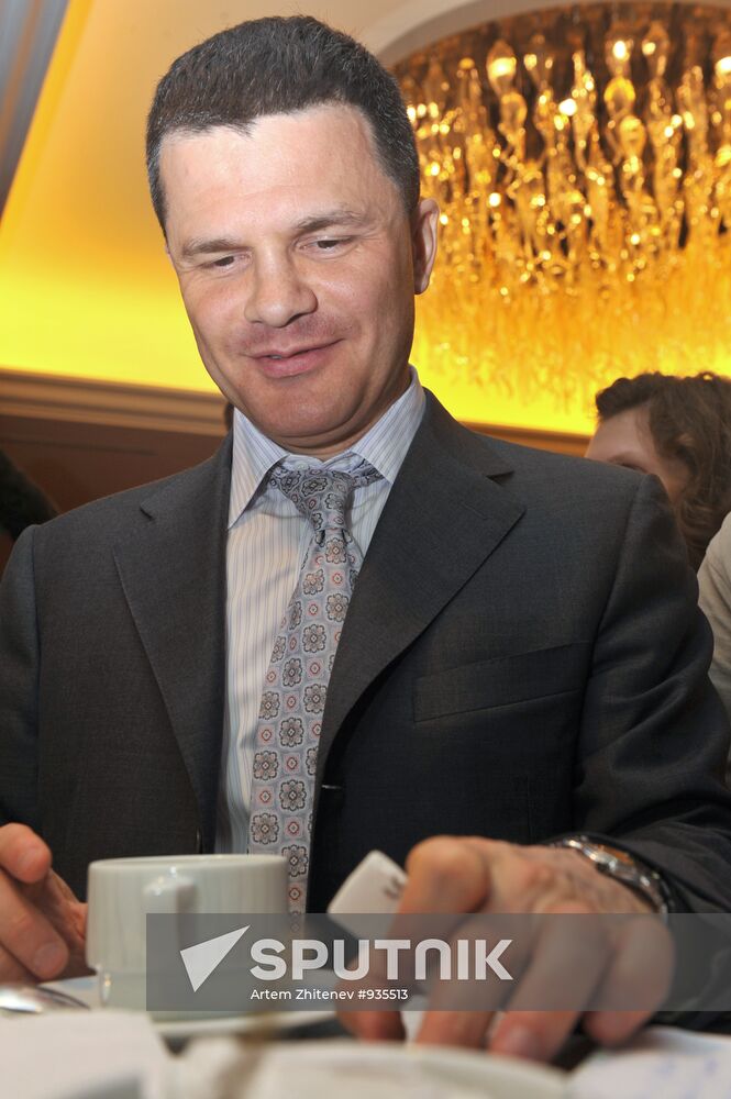 Press conference by Dmitry Kamenshchik