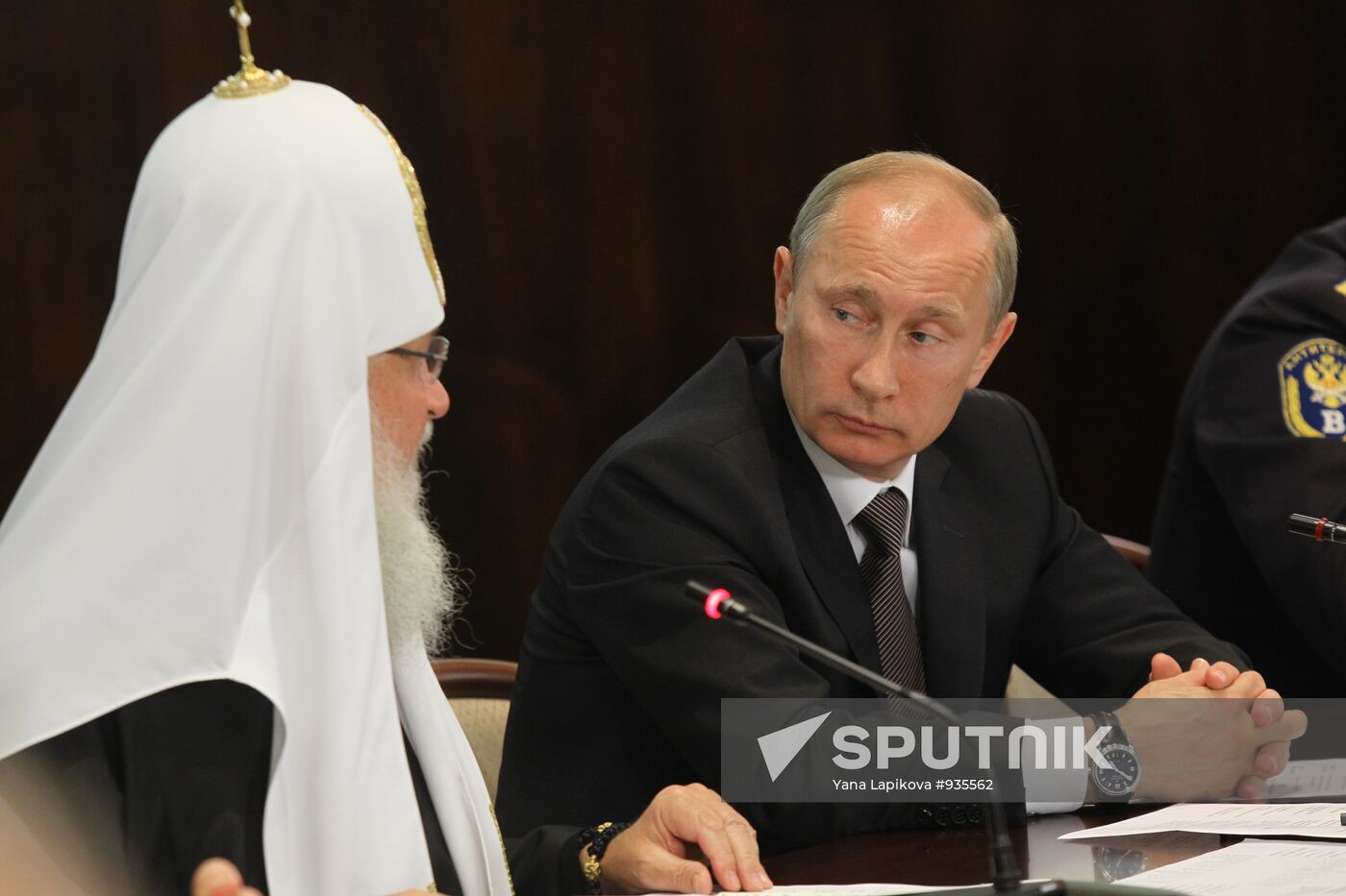 Vladimir Putin meets with religious spokespersons