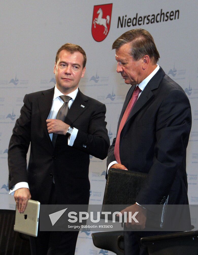 Dmitry Medvedev and Viktor Zubkov
