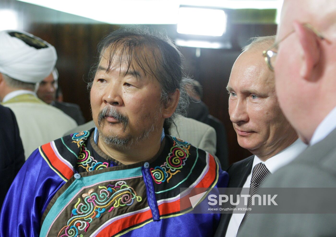 Vladimir Putin meets with religious spokespersons