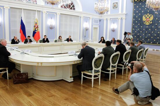Dmitry Medvedev meets with independent directors