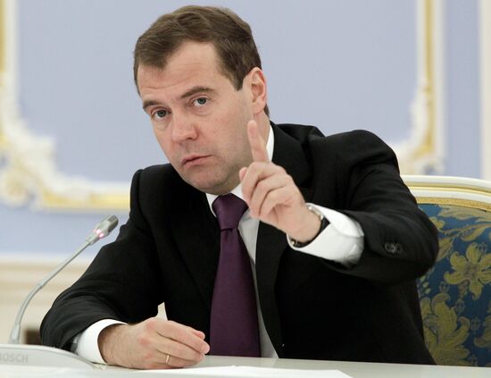 Dmitry Medvedev meets with independent directors