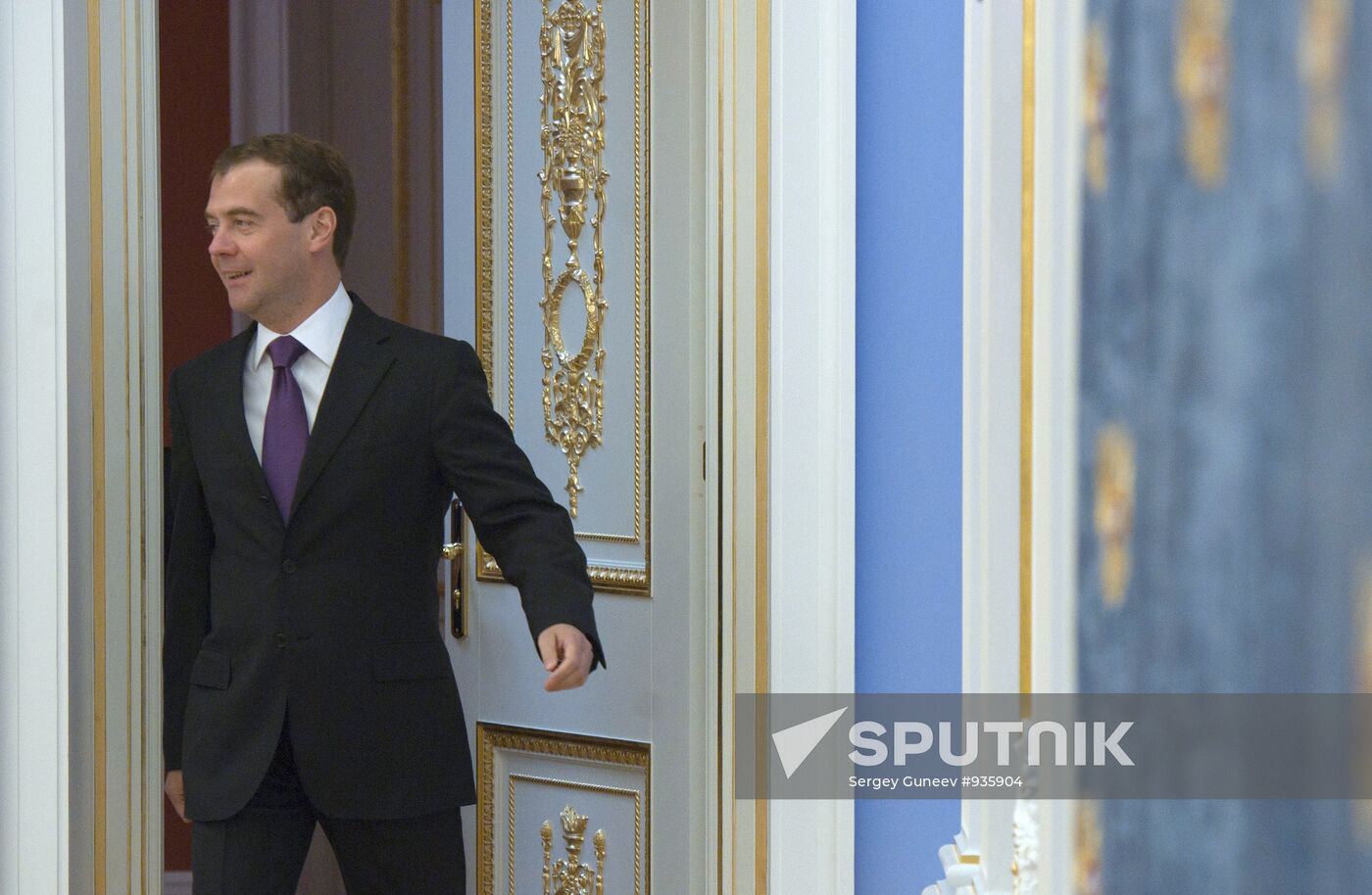 Dmitry Medvedev meets with independent directors