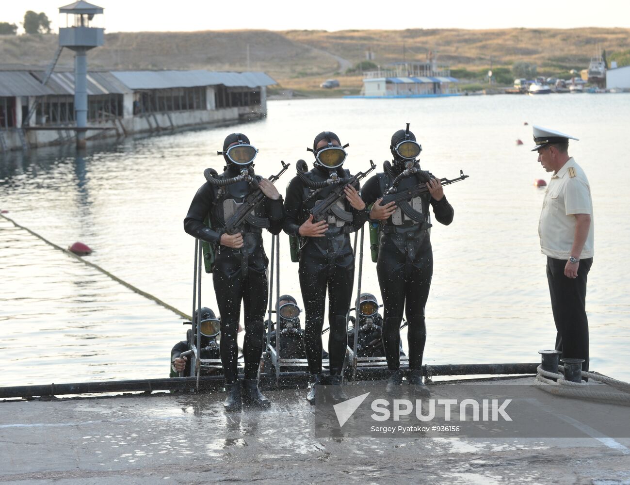 Black Sea fleet drills in Sevastopol